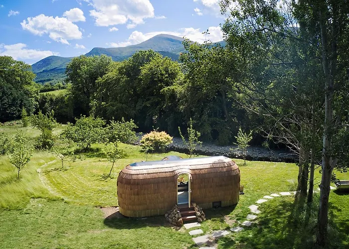 Enniskeen Estate&Forest Spa - Boutique Riverside Glamping Cabins